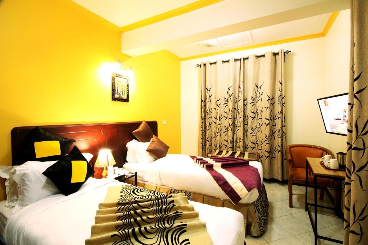Crest Safari Lodge Bed And Breakfast Аруша Экстерьер фото
