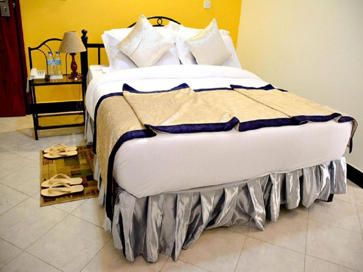 Crest Safari Lodge Bed And Breakfast Аруша Экстерьер фото