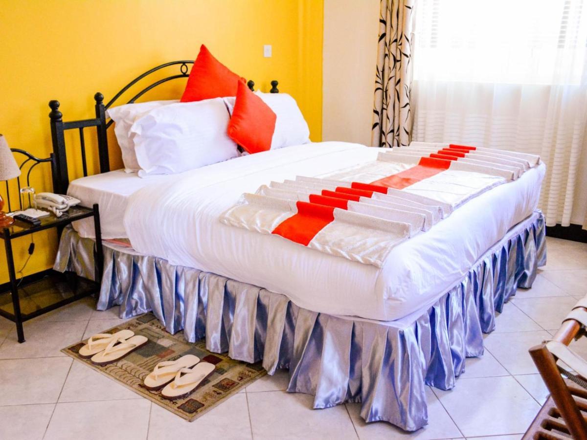 Crest Safari Lodge Bed And Breakfast Аруша Экстерьер фото