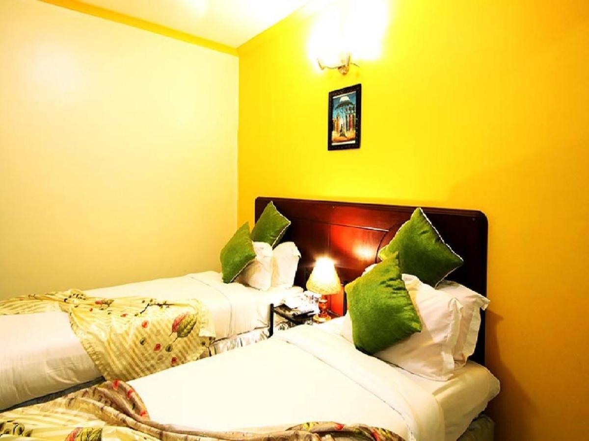 Crest Safari Lodge Bed And Breakfast Аруша Экстерьер фото
