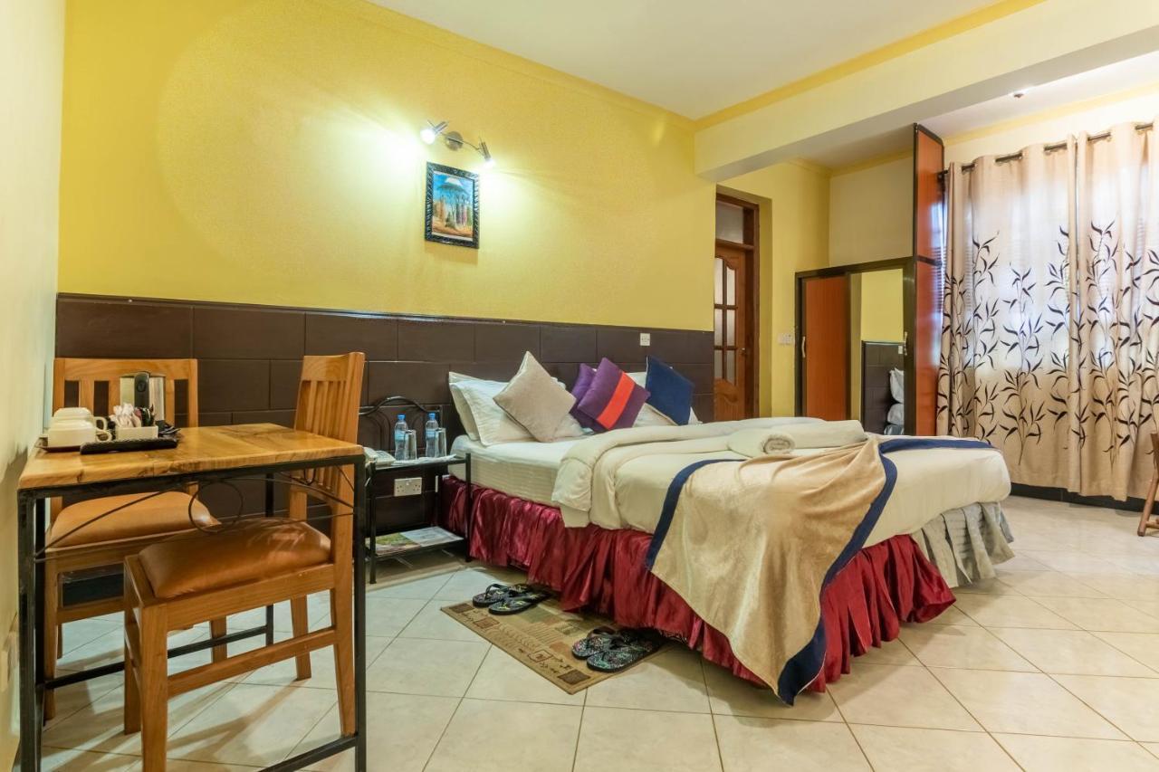 Crest Safari Lodge Bed And Breakfast Аруша Экстерьер фото
